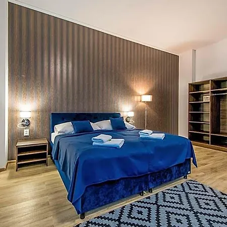 Black Horse Hotel 4*